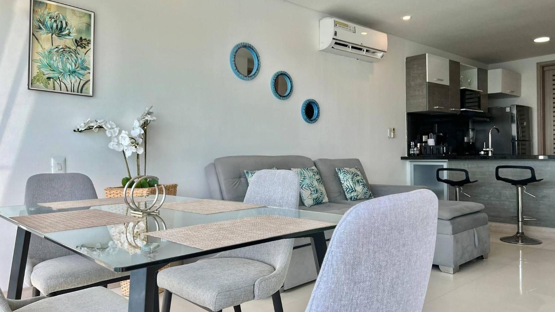 Palmetto Sunset Ocean Front Laguito 2903 *